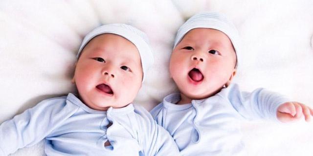 代生正规机构一次移植两个_供卵代怀生孩子婴儿,一次移植两个生双胞胎好不好
